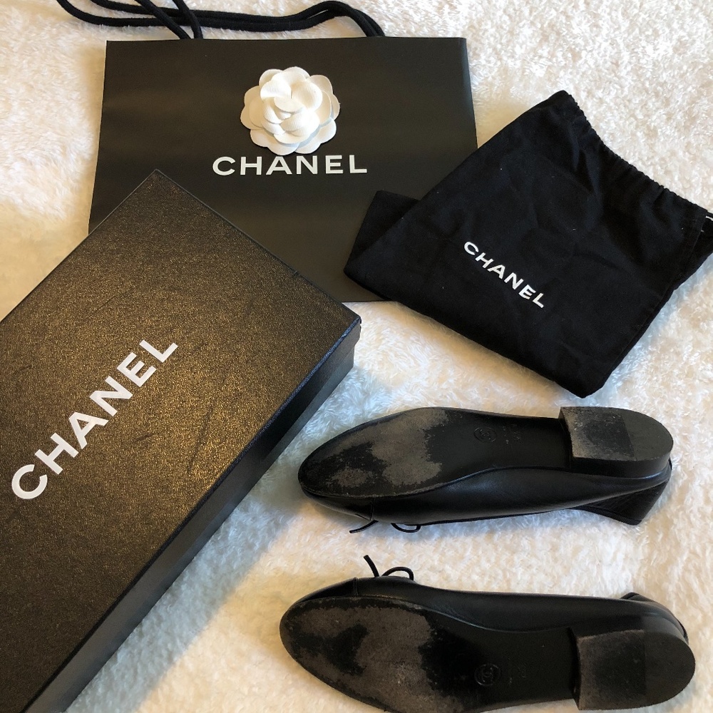 Chanel Ballet Flats / Black Patent Leather / 36.5 - Picture 4 of 9